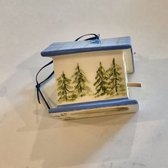 NWT Santa and Mrs Claus shakers and artist signed ceramic birdhouse ornament - Picture 5 of 13